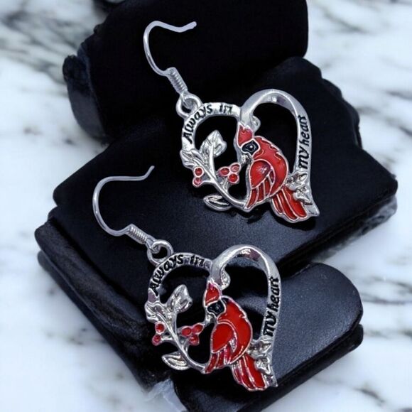 Red Cardinal Bird Silver Heart Dangle Earrings In Memory Pierced Ears Jewelry - Picture 3 of 6